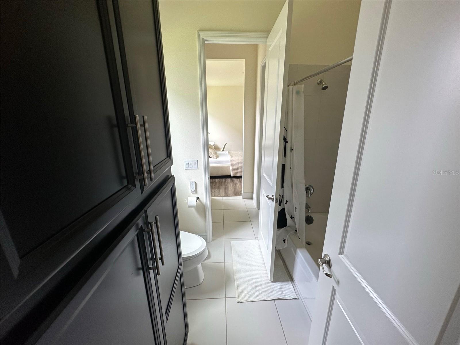 STEEPLE CHASE REP F - Residential Lease