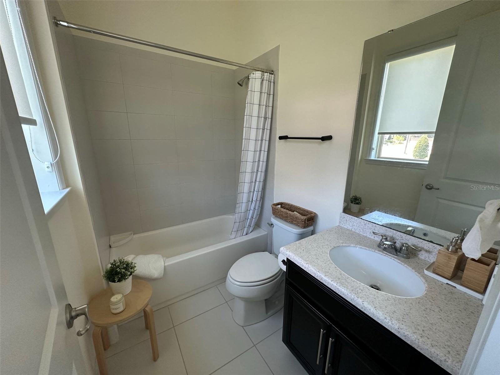 STEEPLE CHASE REP F - Residential Lease