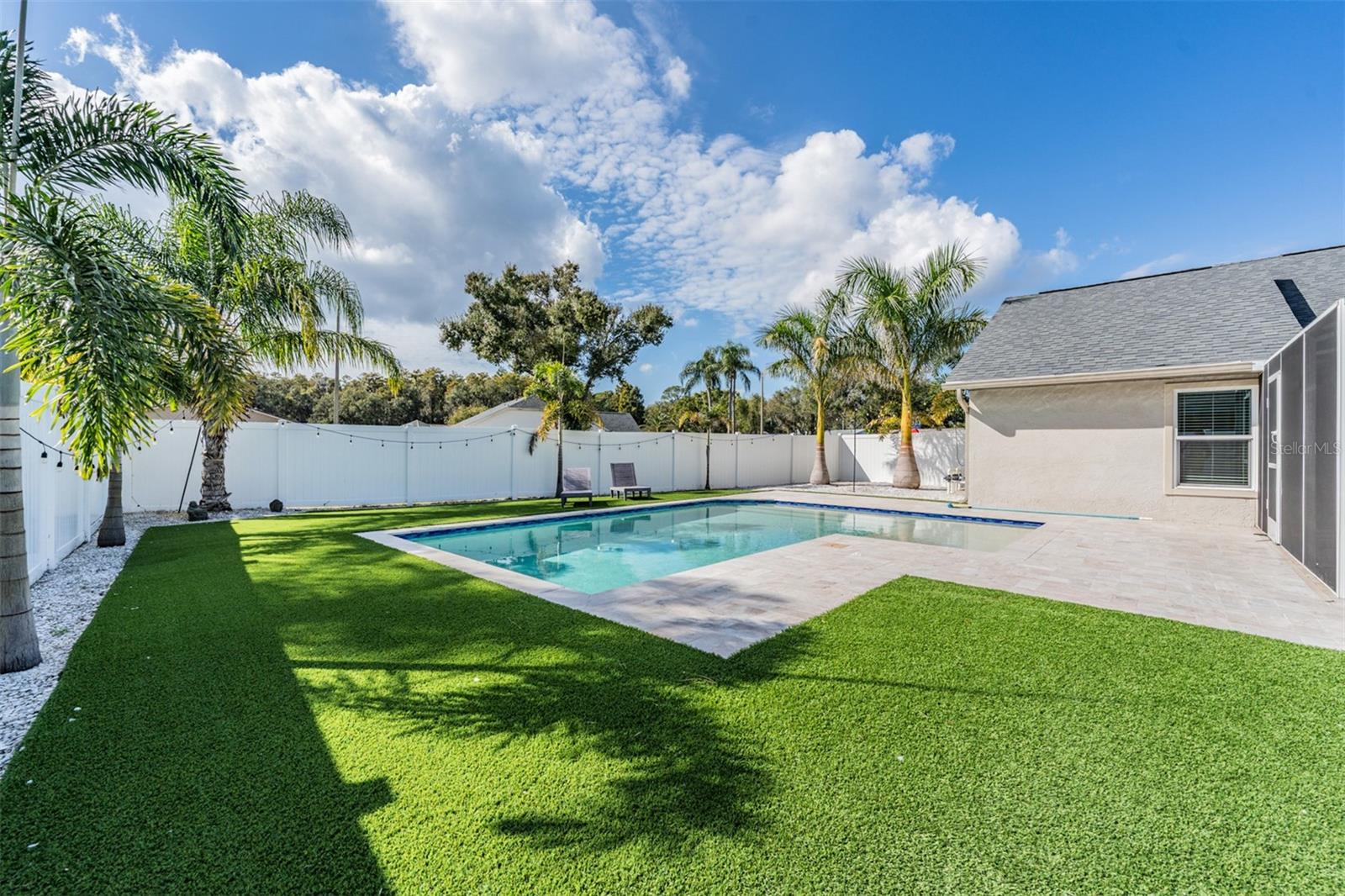 MANORS OF FOREST LAKES THE PH 2 - Residential Lease