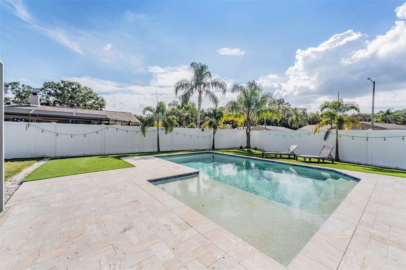 MANORS OF FOREST LAKES THE PH 2 - Residential Lease