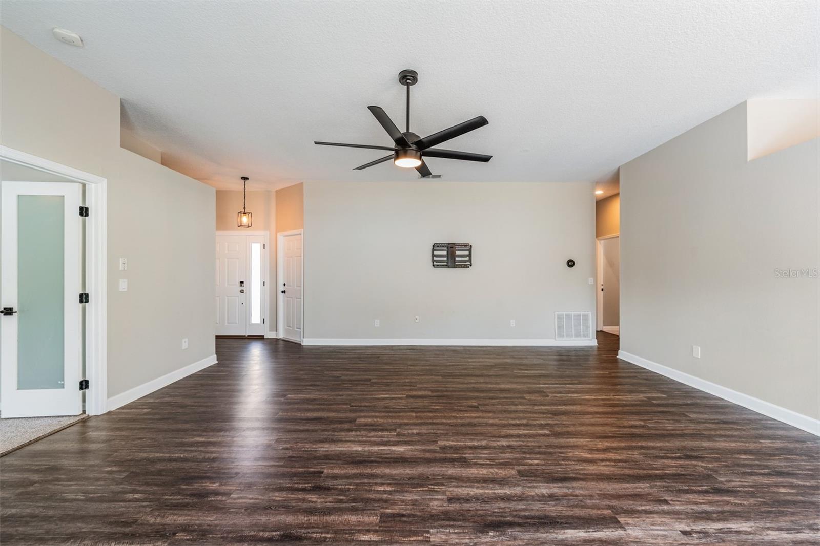 MANORS OF FOREST LAKES THE PH 2 - Residential Lease