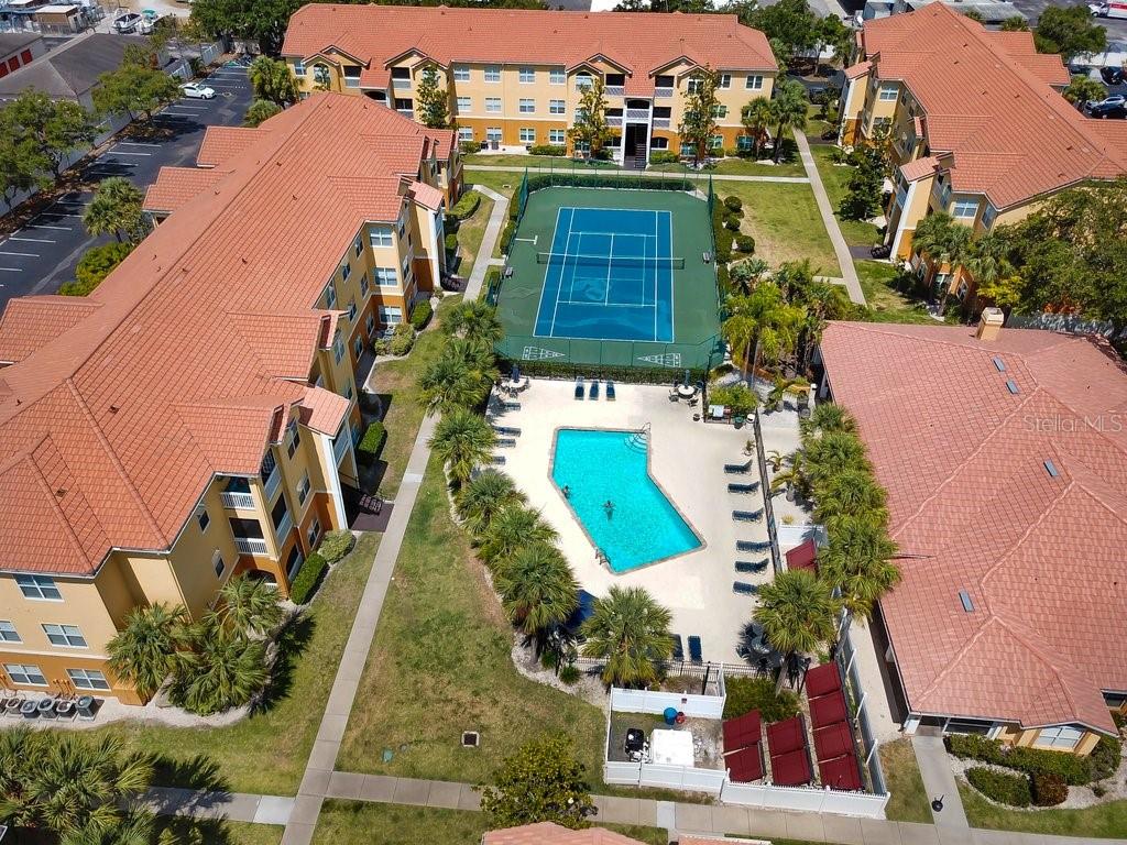 BEACHWAY CONDOS - Residential Lease