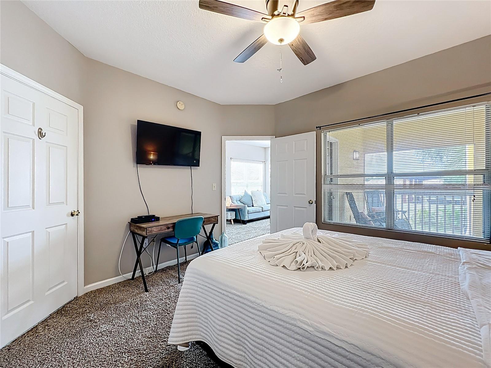 BEACHWAY CONDOS - Residential Lease