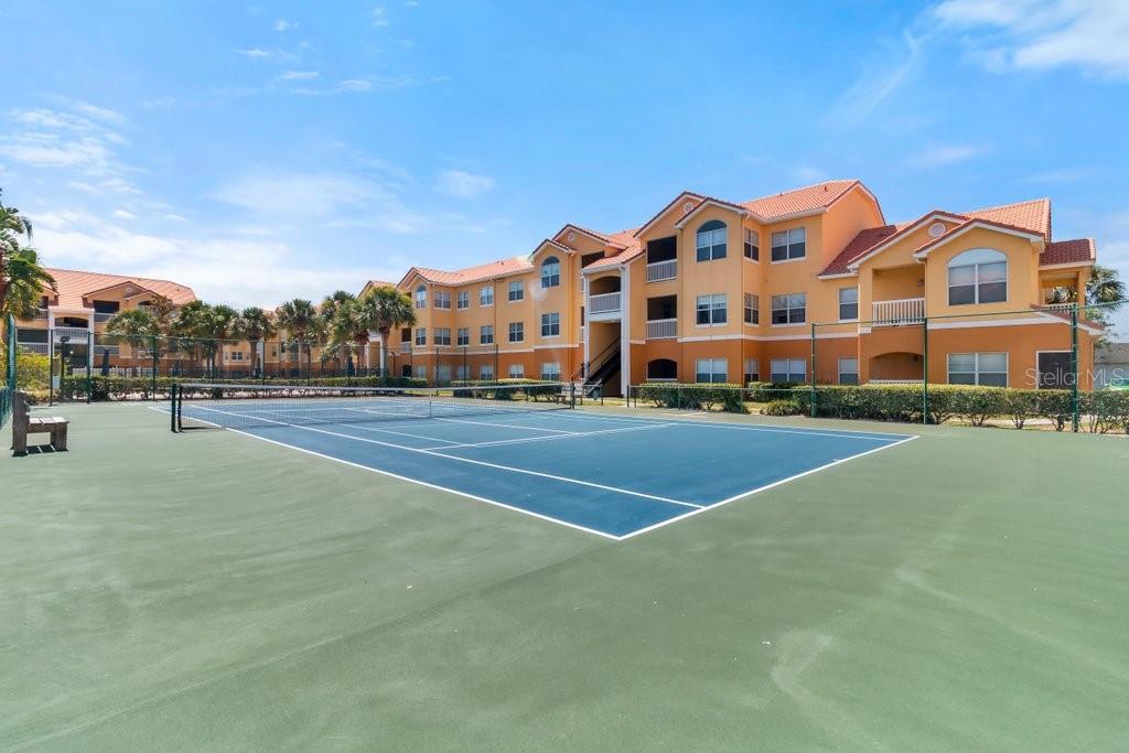 BEACHWAY CONDOS - Residential Lease