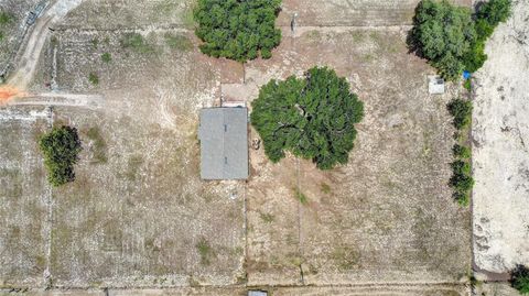 A home in LAKE WALES