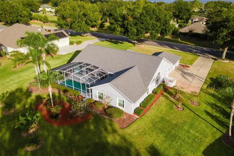 A home in LADY LAKE