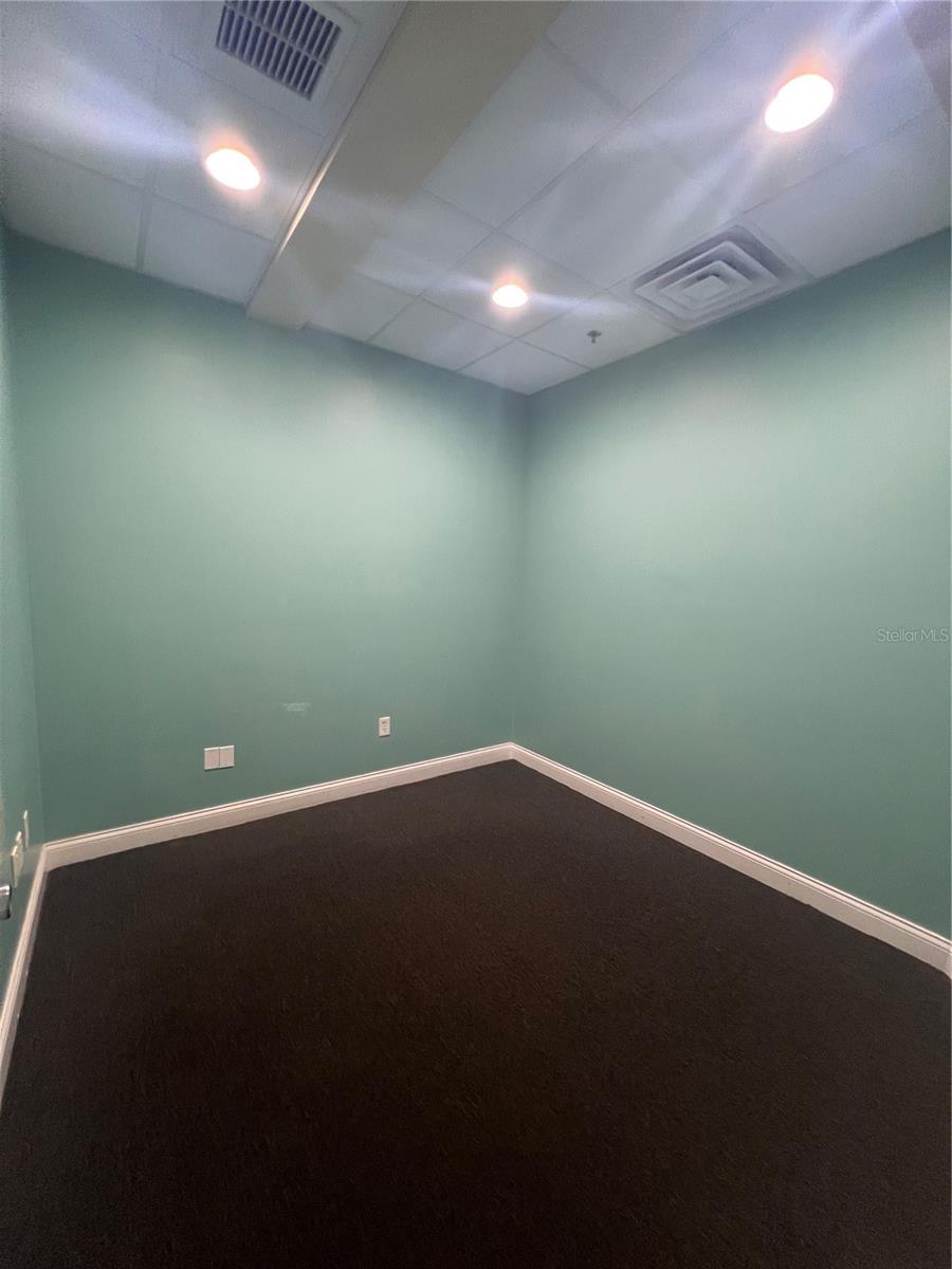 THE FOUNTAINS MARKET PLACE A CONDO - Commercial Lease