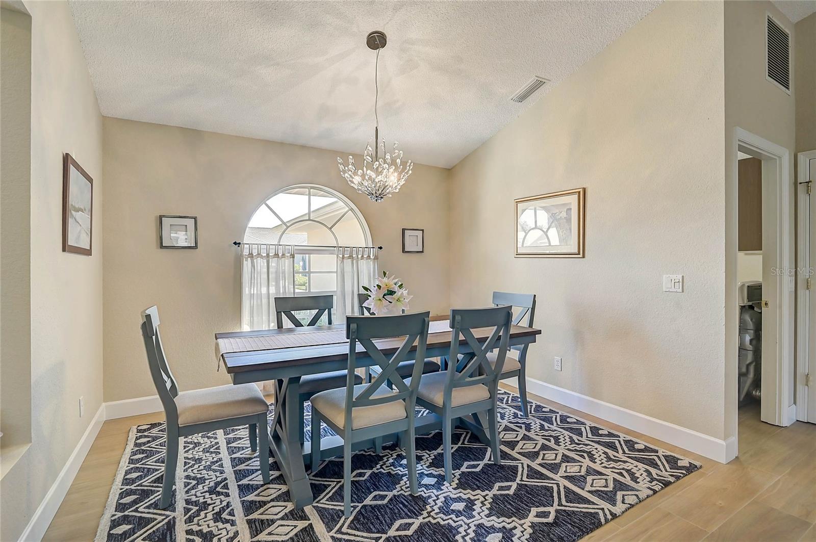 ISLES OF CHESTNUT CREEK - Residential