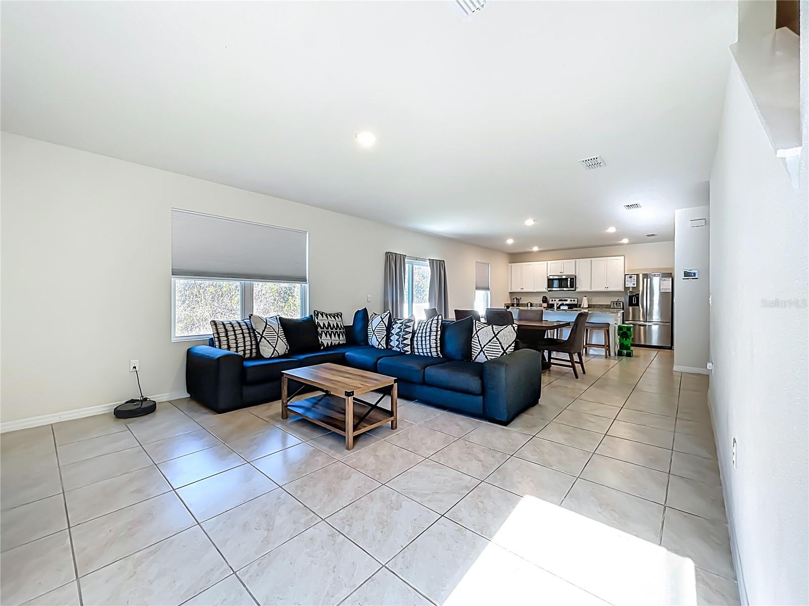 LAKE HARRIS RESERVE PB 78 PG 48-52 LOT 20 ORB 617 - Residential