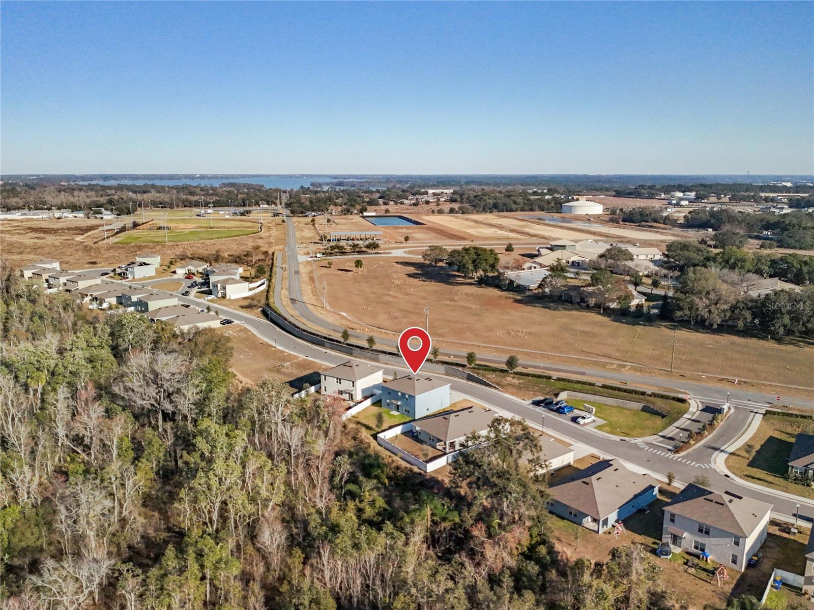 LAKE HARRIS RESERVE PB 78 PG 48-52 LOT 20 ORB 617 - Residential