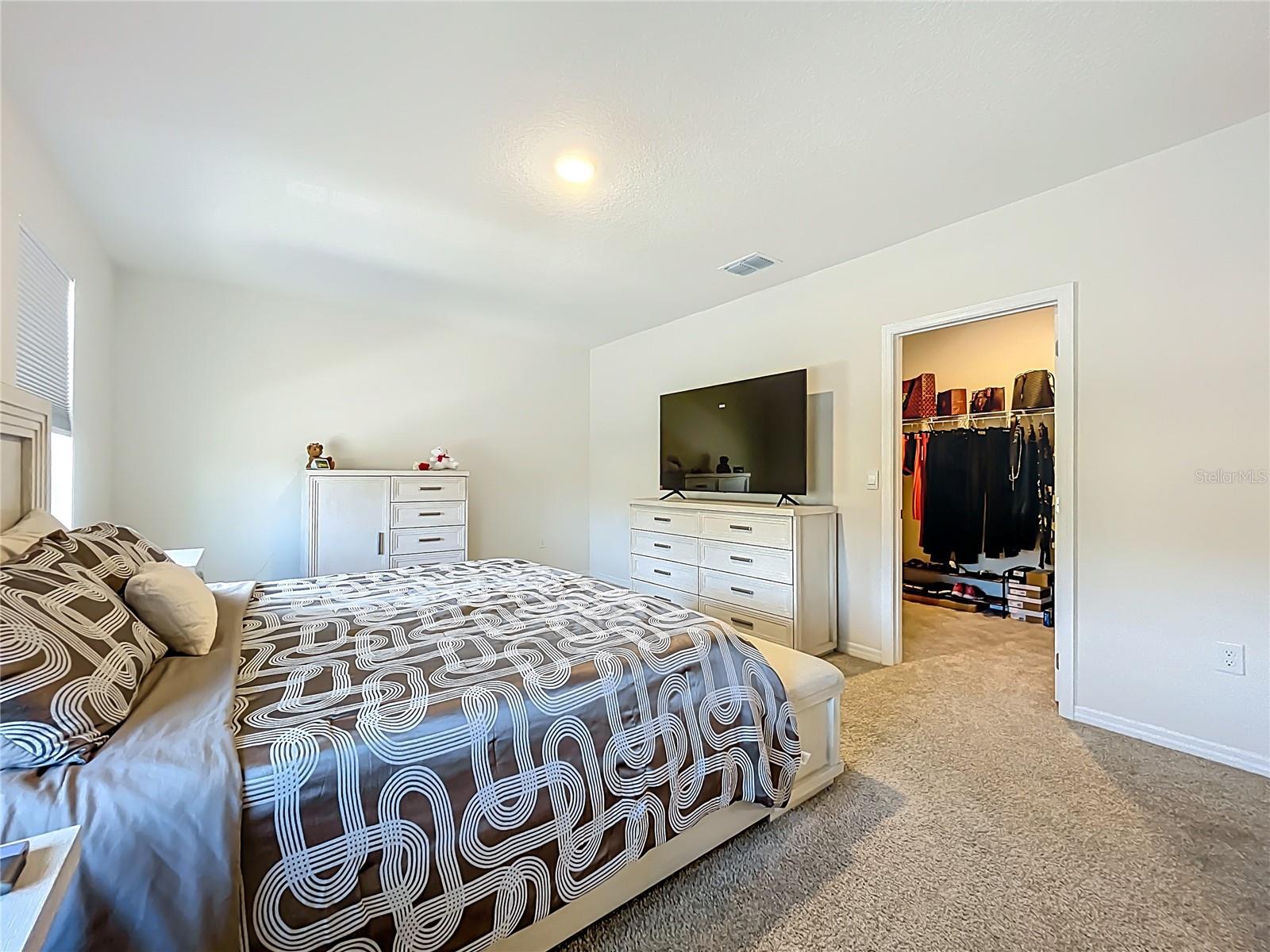 LAKE HARRIS RESERVE PB 78 PG 48-52 LOT 20 ORB 617 - Residential