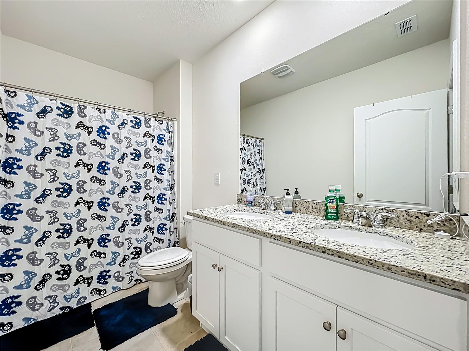 LAKE HARRIS RESERVE PB 78 PG 48-52 LOT 20 ORB 617 - Residential