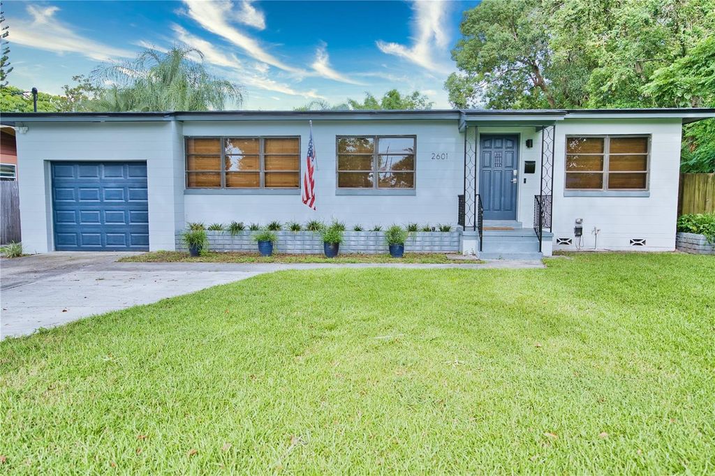 Photo of 2601 Bethaway Avenue, Orlando, FL 32806 (MLS # O6364940)
