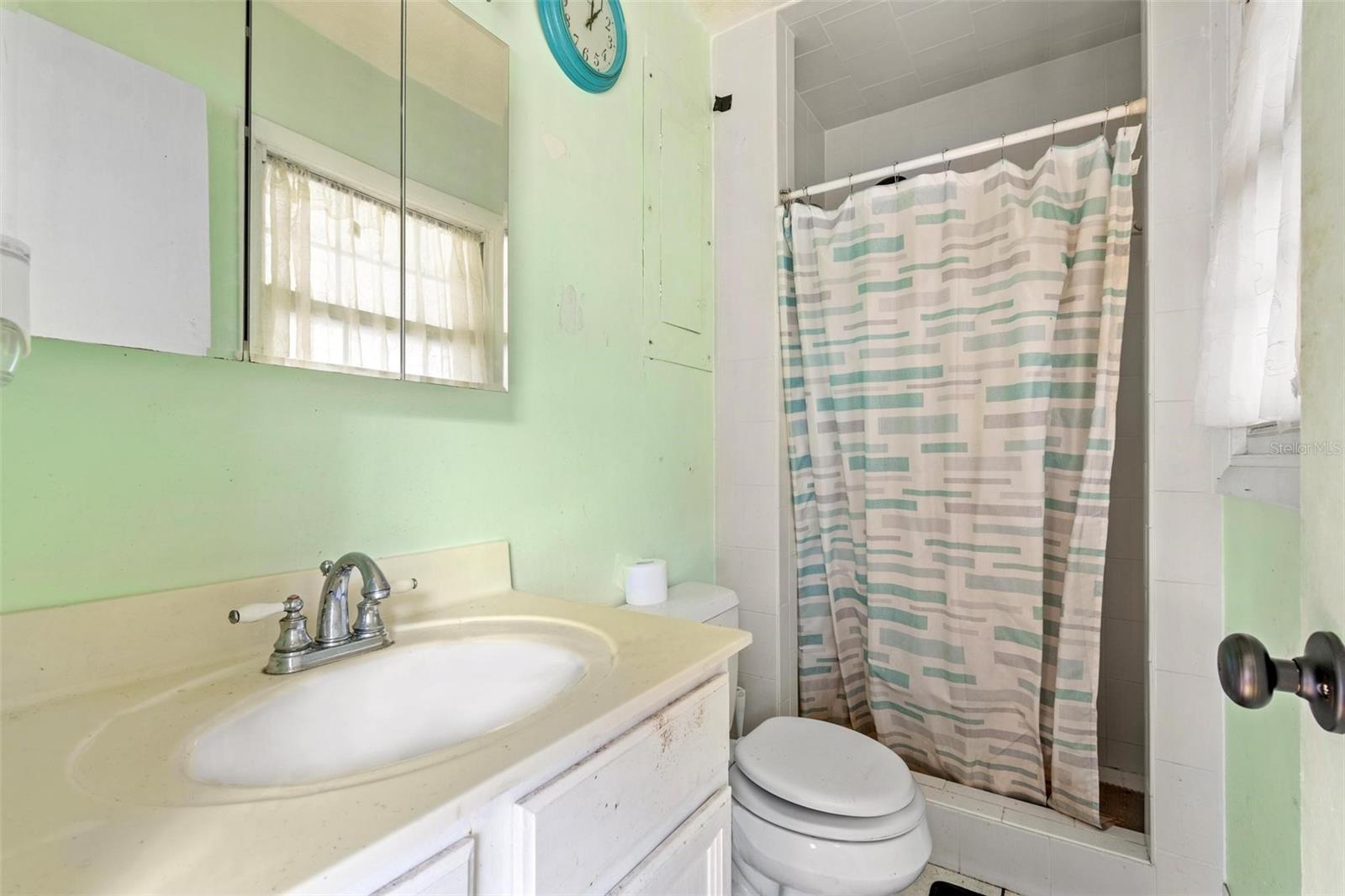 LAKEVIEW HLNDS - Residential