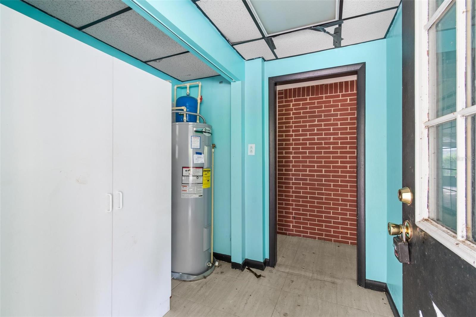 LAKEVIEW HLNDS - Residential