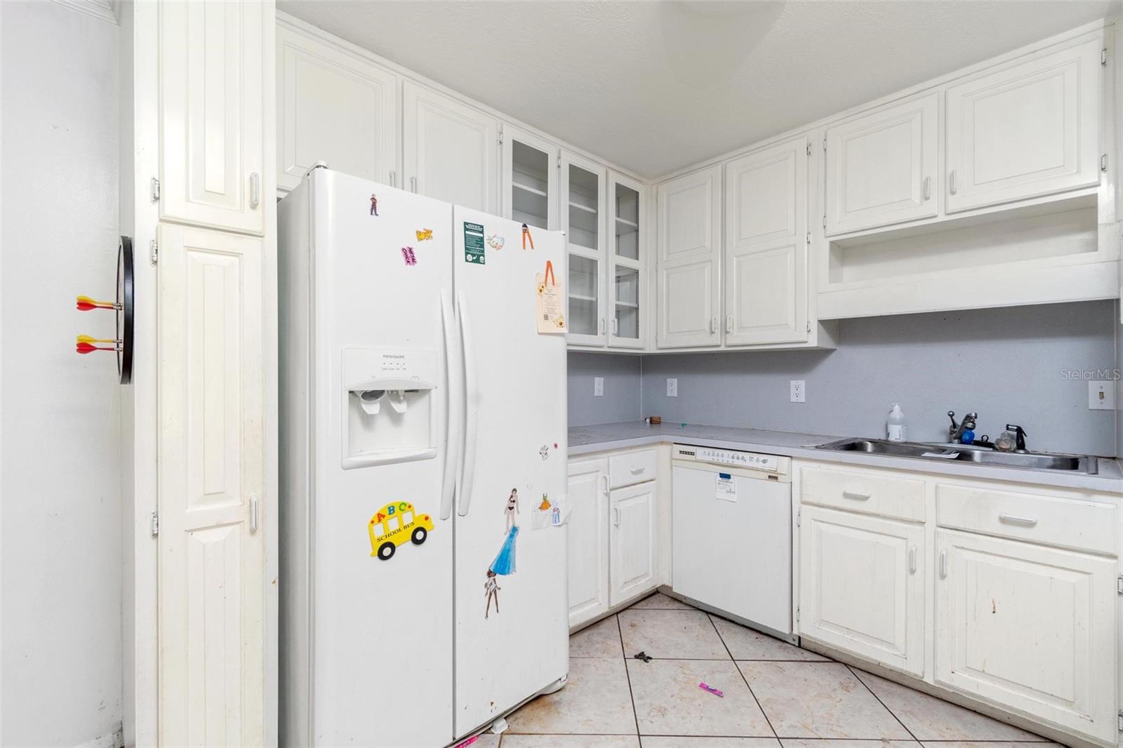 LAKEVIEW HLNDS - Residential