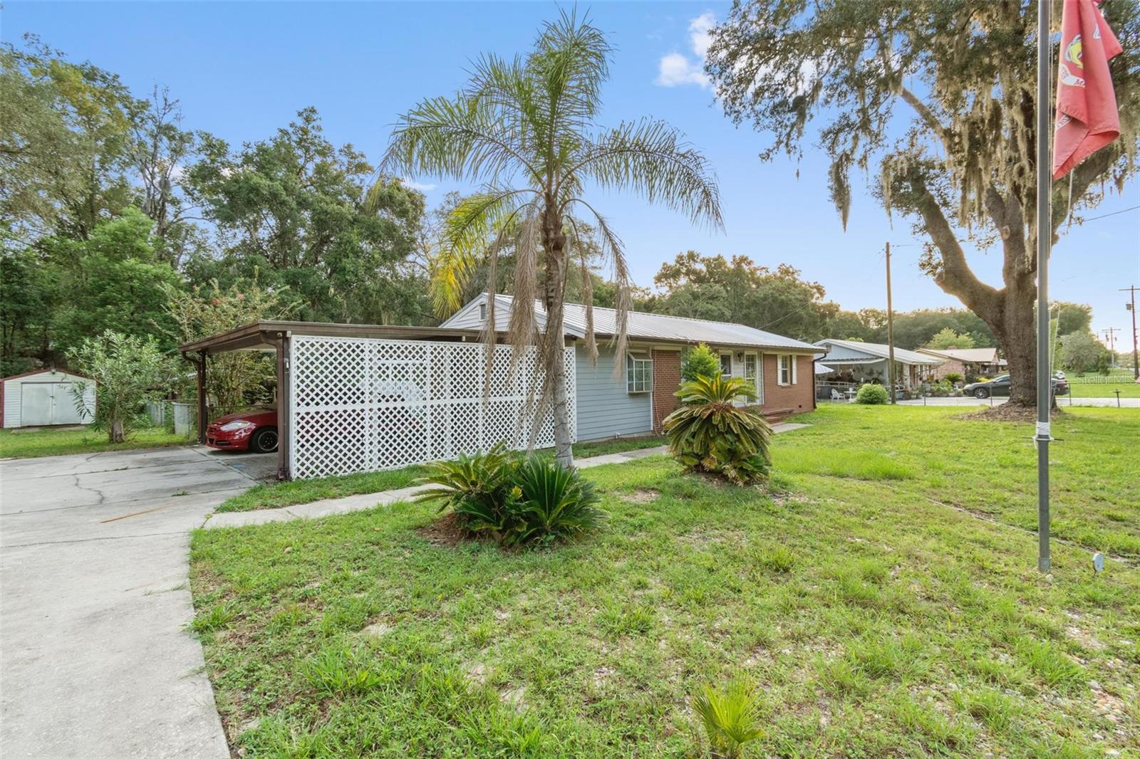 LAKEVIEW HLNDS - Residential