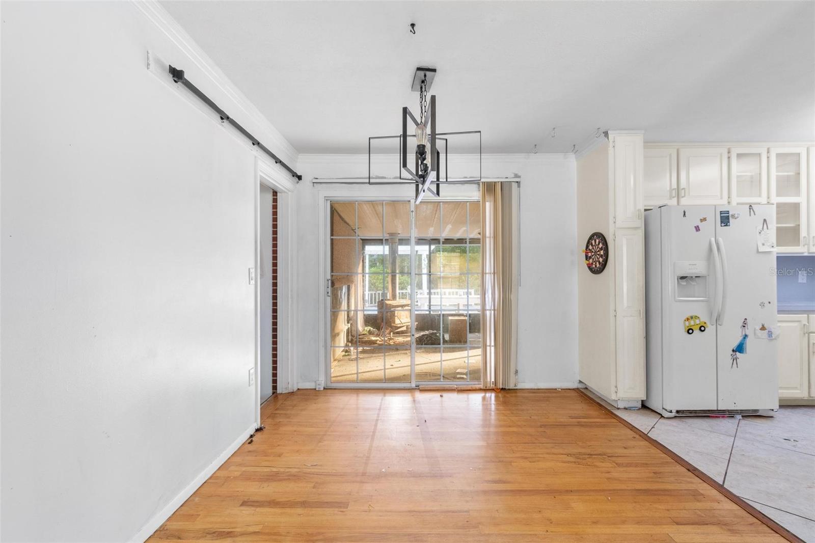 LAKEVIEW HLNDS - Residential