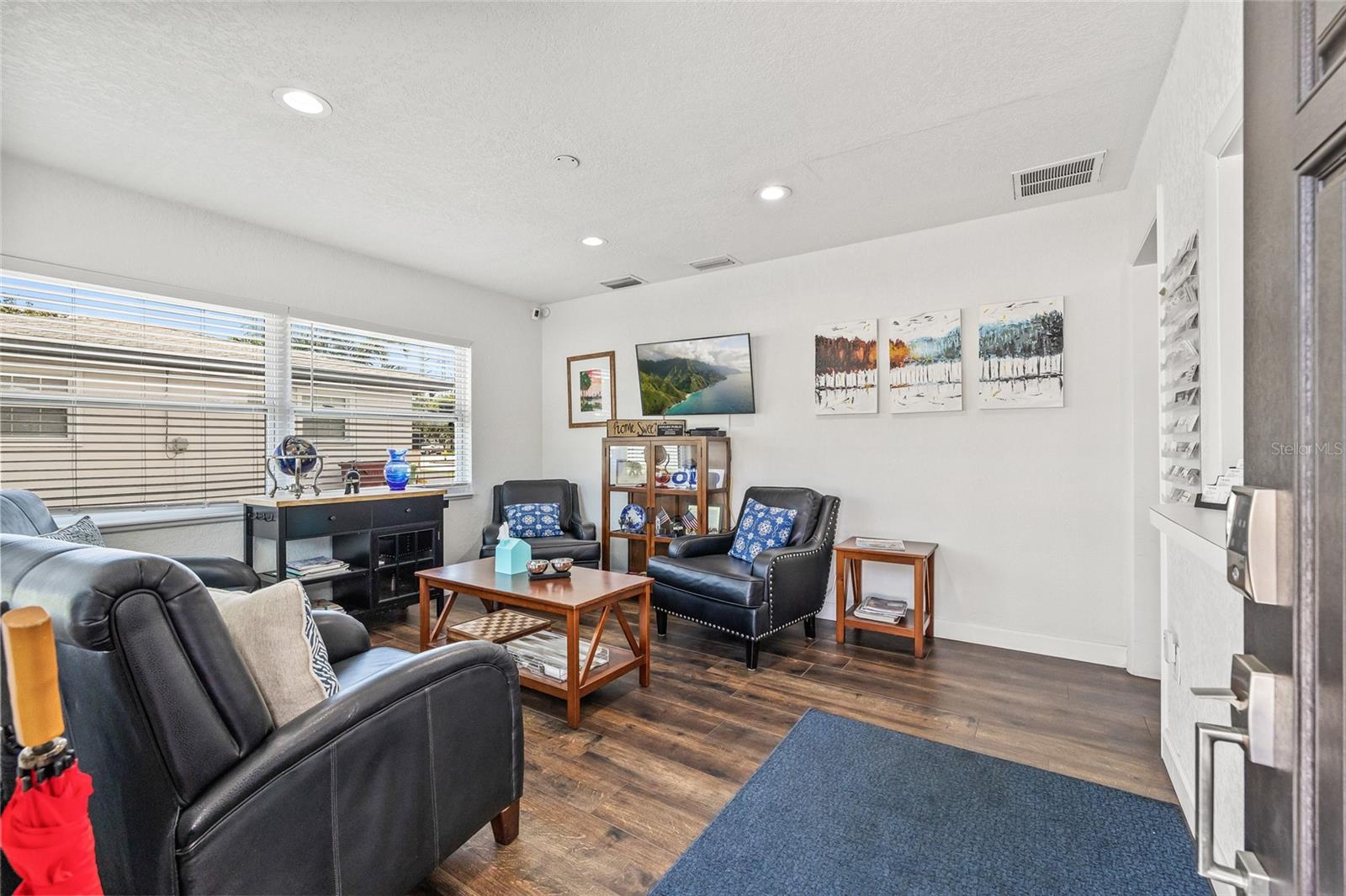 SKYLINE GROVES - Commercial Lease