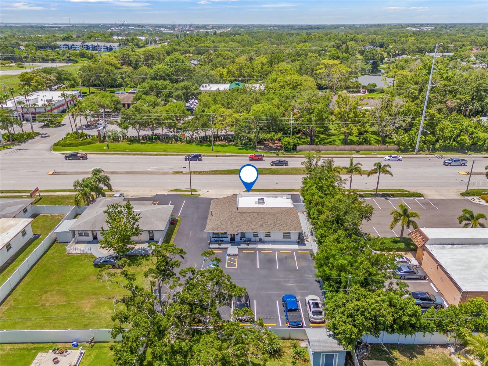 SKYLINE GROVES - Commercial Lease