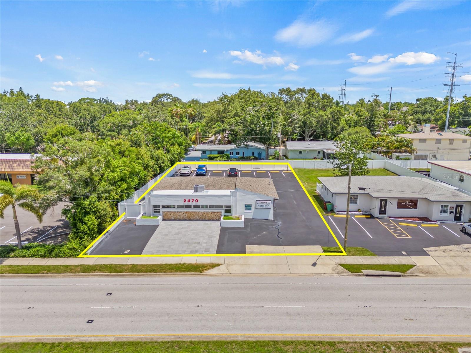 SKYLINE GROVES - Commercial Lease