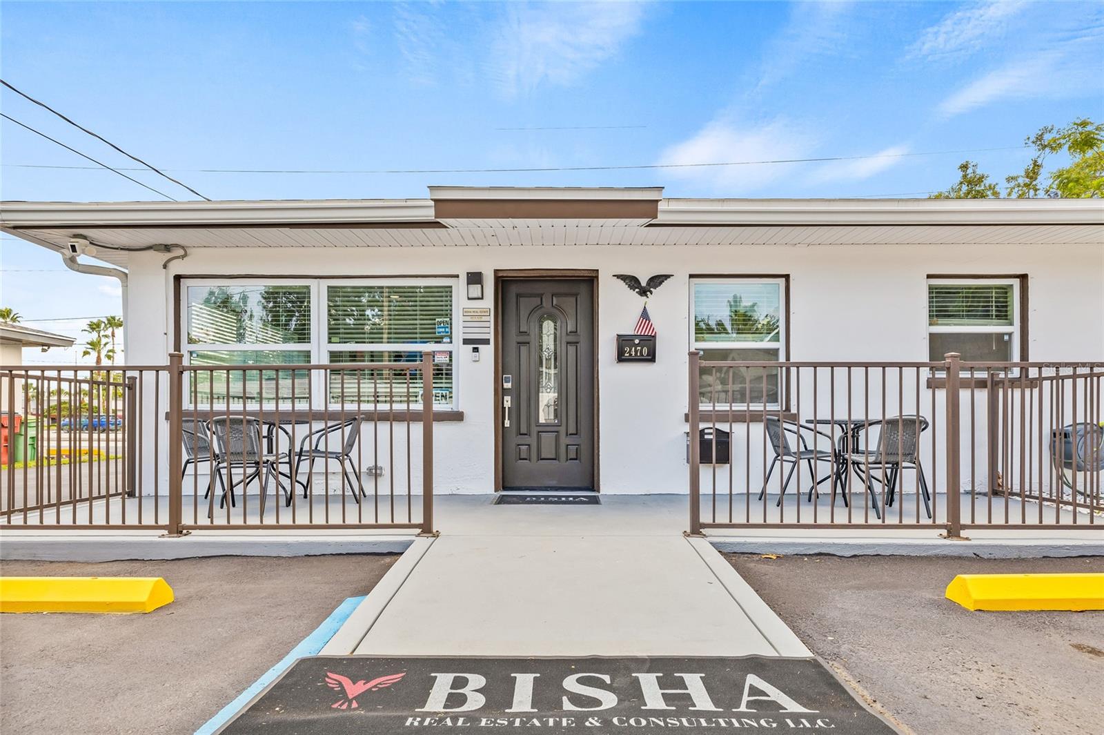 SKYLINE GROVES - Commercial Lease