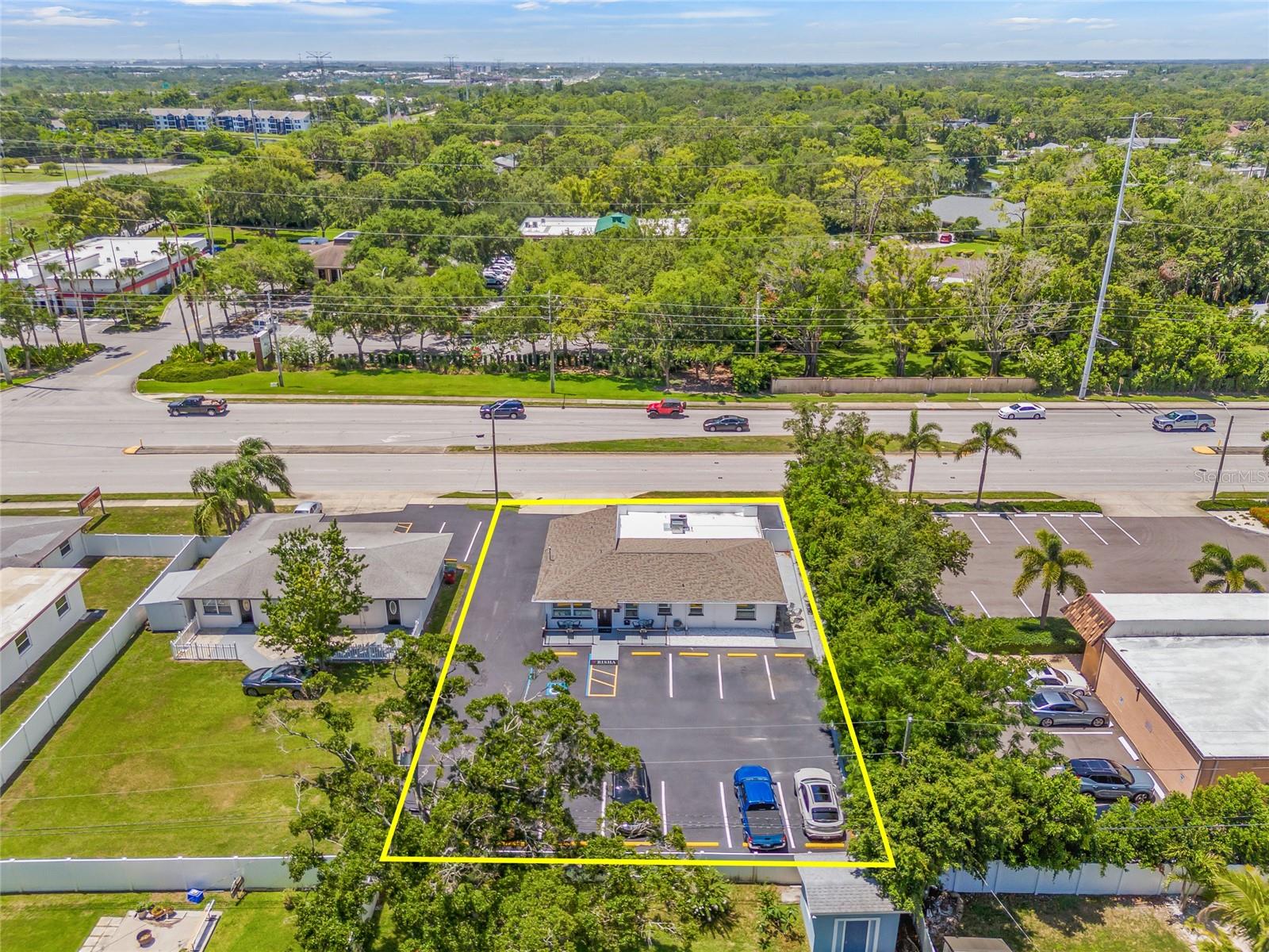 SKYLINE GROVES - Commercial Lease