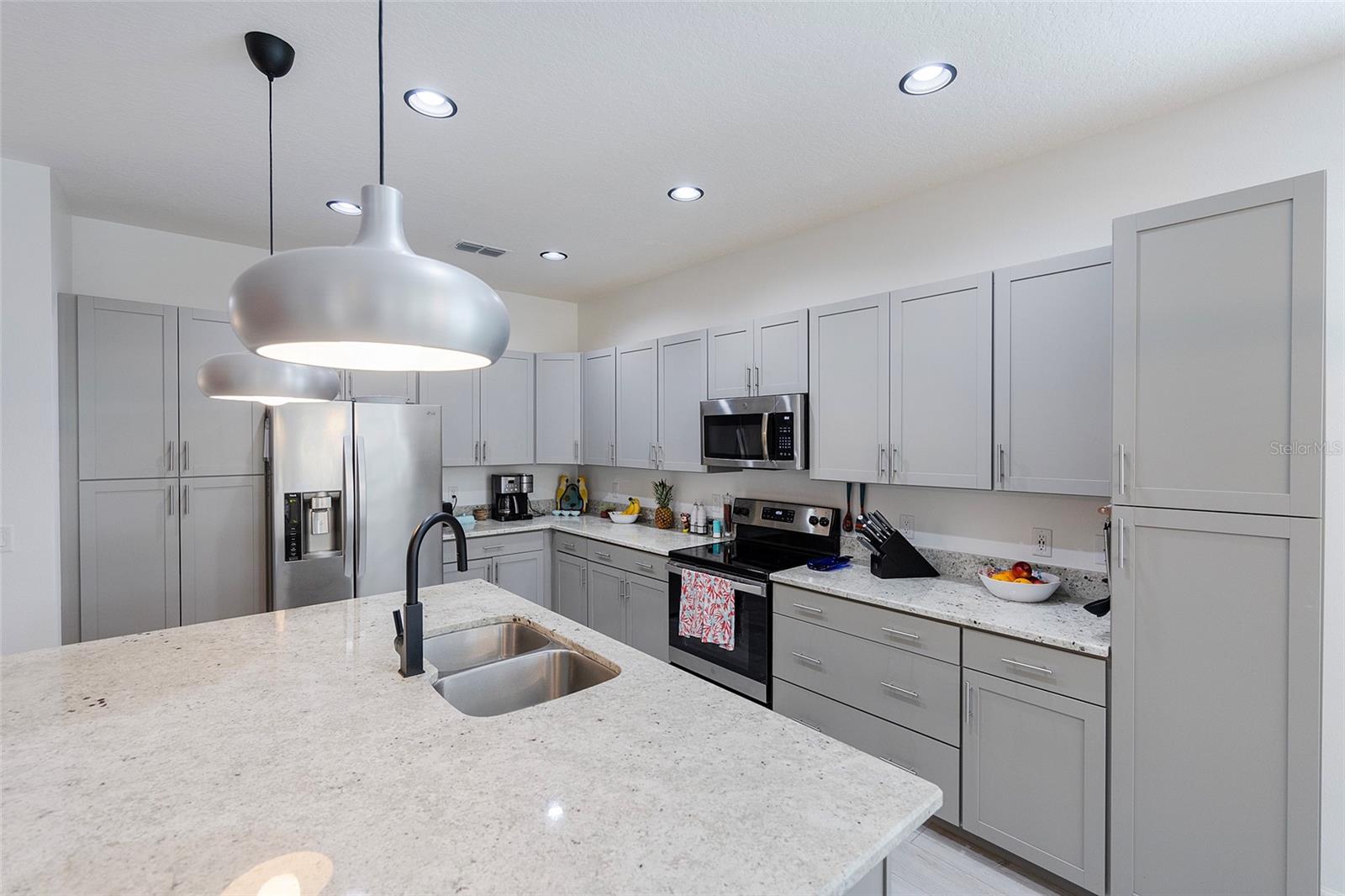 LATITUDE/DAYTONA BEACH PH 3A - Residential