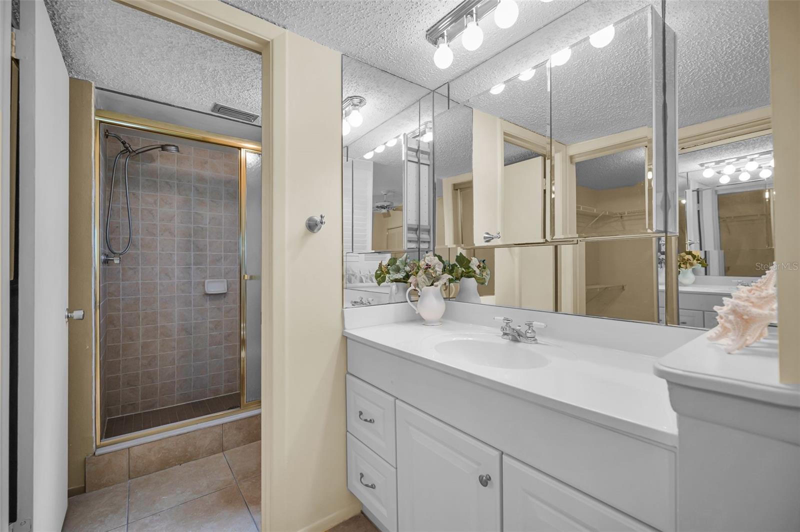 HEATHER LAKE APTS CONDO - Residential