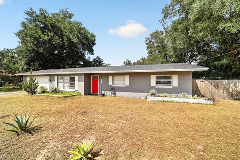 Photo of 2009 NE 50th Street, Ocala, FL 34479 (MLS # OM734622)