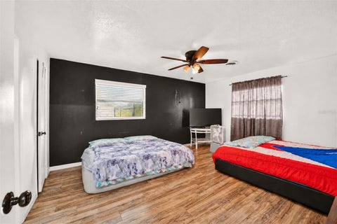 Tiny photo for 2009 NE 50th Street, Ocala, FL 34479 (MLS # OM734622)