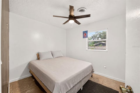 Tiny photo for 2009 NE 50th Street, Ocala, FL 34479 (MLS # OM734622)