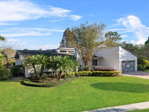 A home in LAKELAND