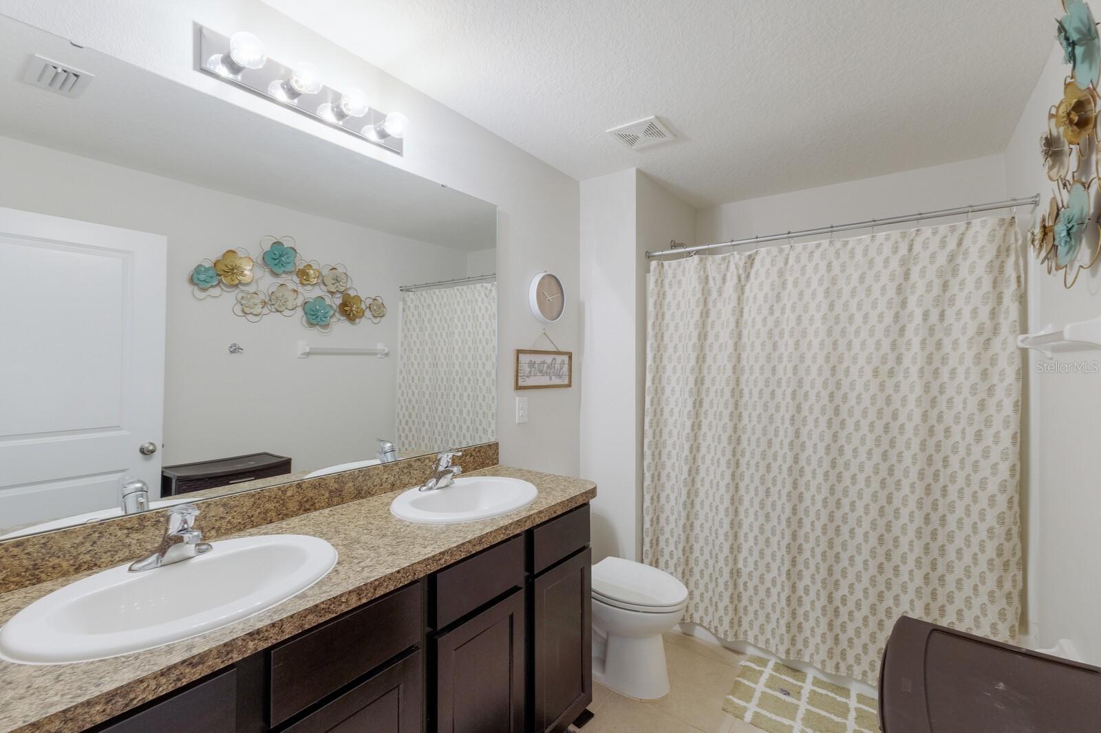 DEL TIERRA PH IV-B & IV-C - Residential Lease