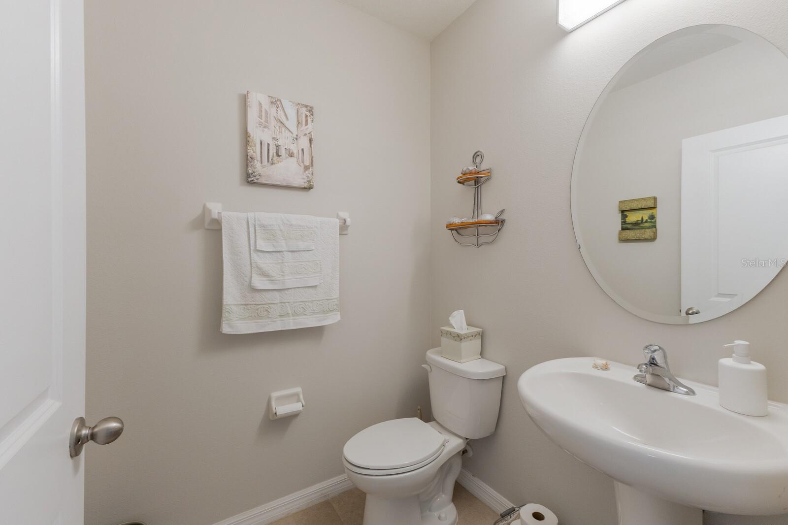 DEL TIERRA PH IV-B & IV-C - Residential Lease