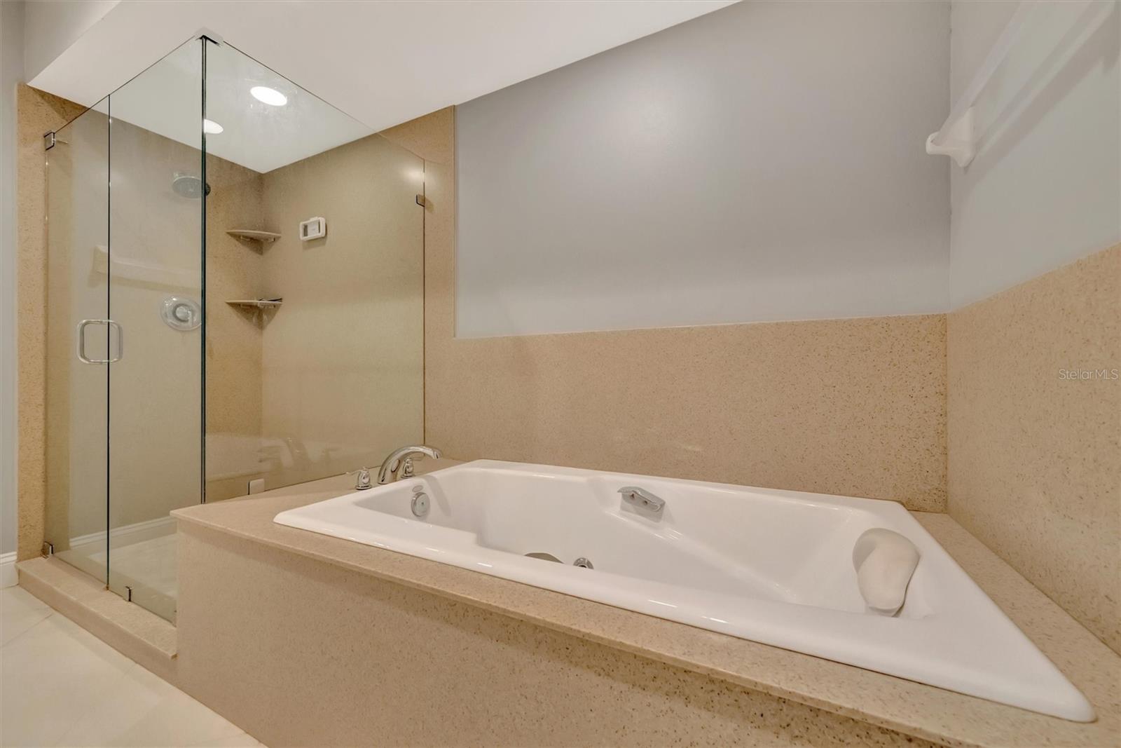 BOLLETTIERI RESORT VILLAS VIII - Residential