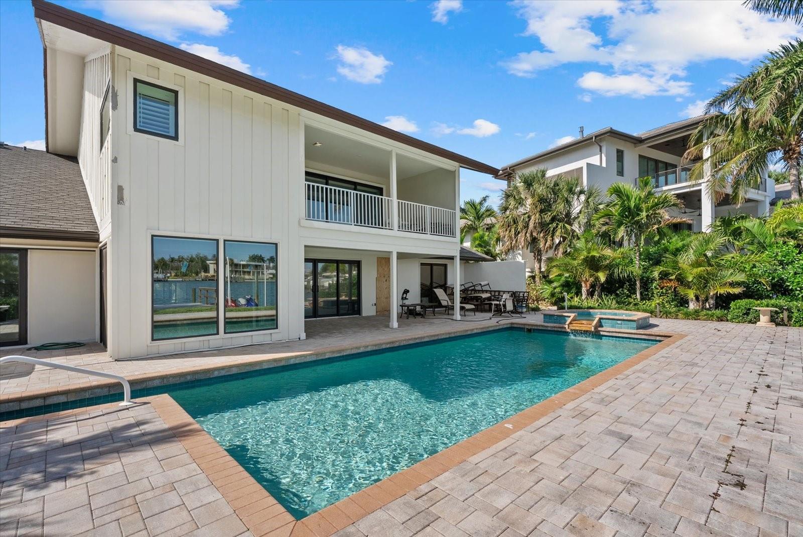 BAY ISLAND SHORES - Residential