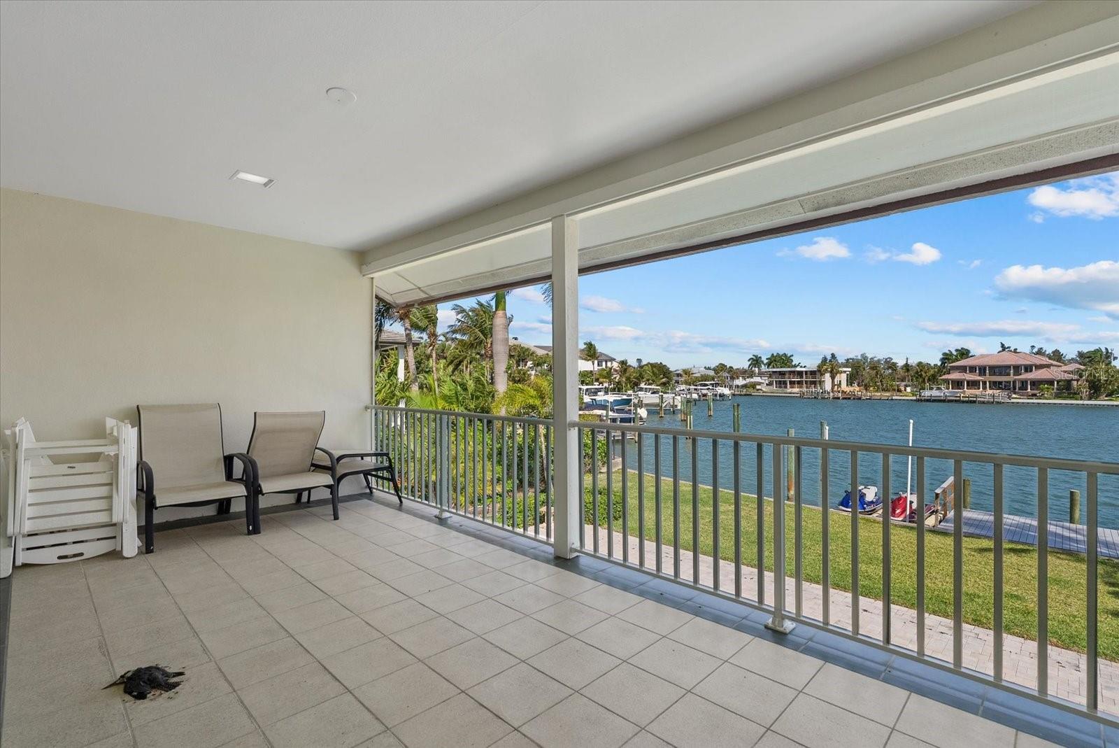 BAY ISLAND SHORES - Residential