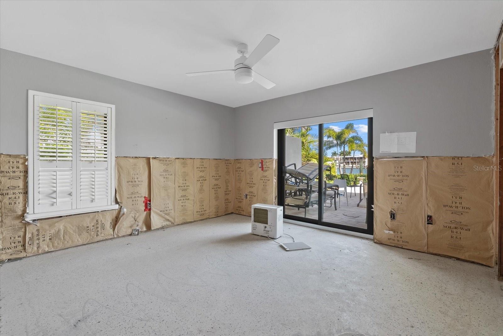 BAY ISLAND SHORES - Residential