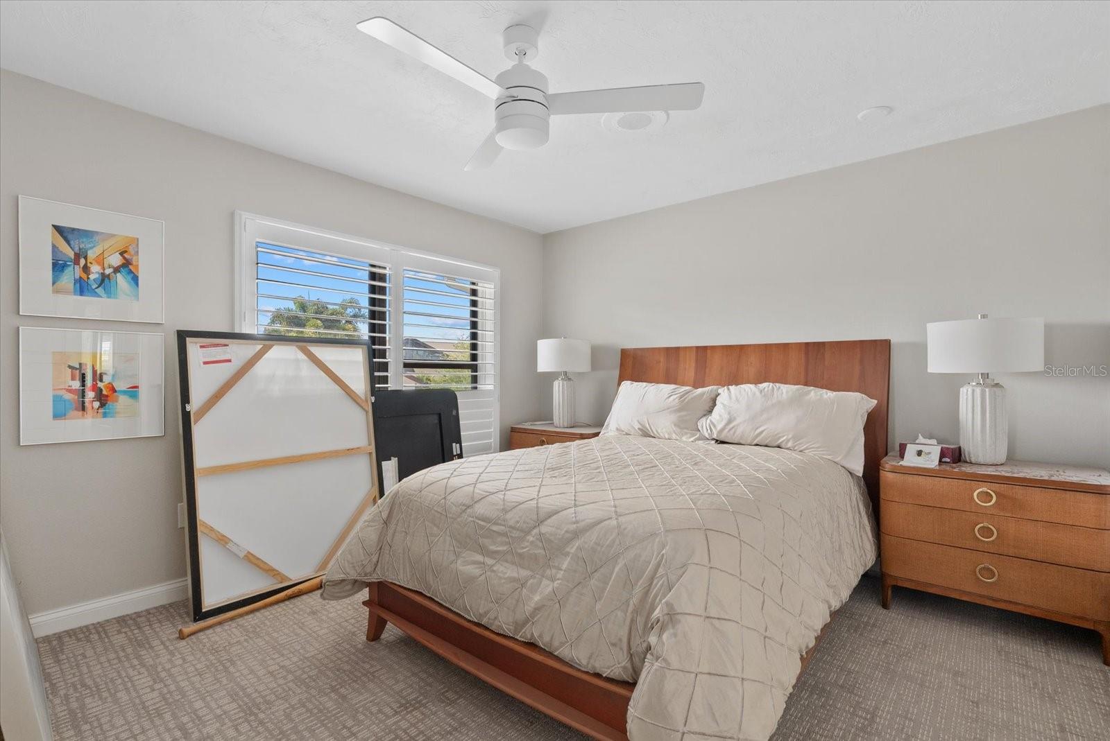 BAY ISLAND SHORES - Residential