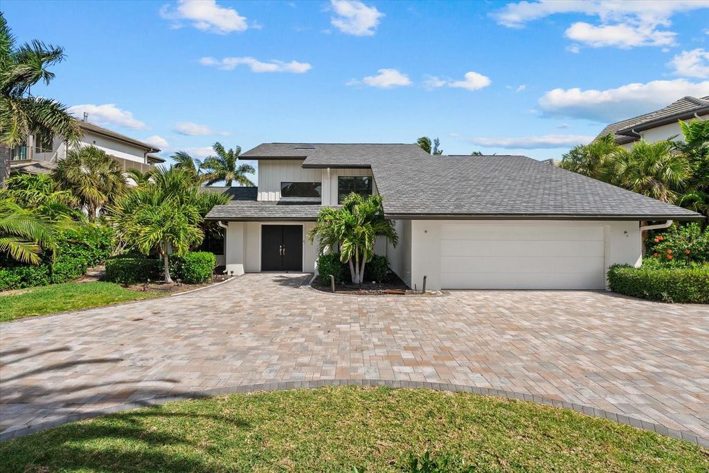 Photo of 847 Freeling Drive, Sarasota, FL 34242 (MLS # A4690268)