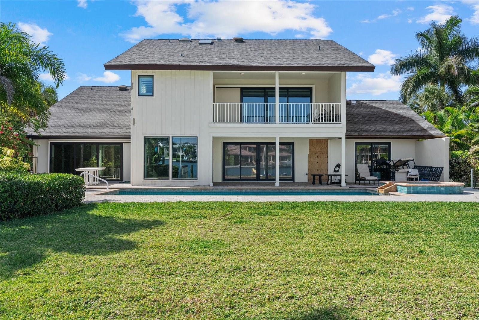 BAY ISLAND SHORES - Residential