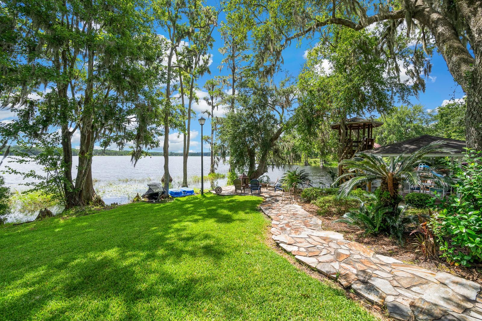 WOODBOROUGH PH 01 - Residential