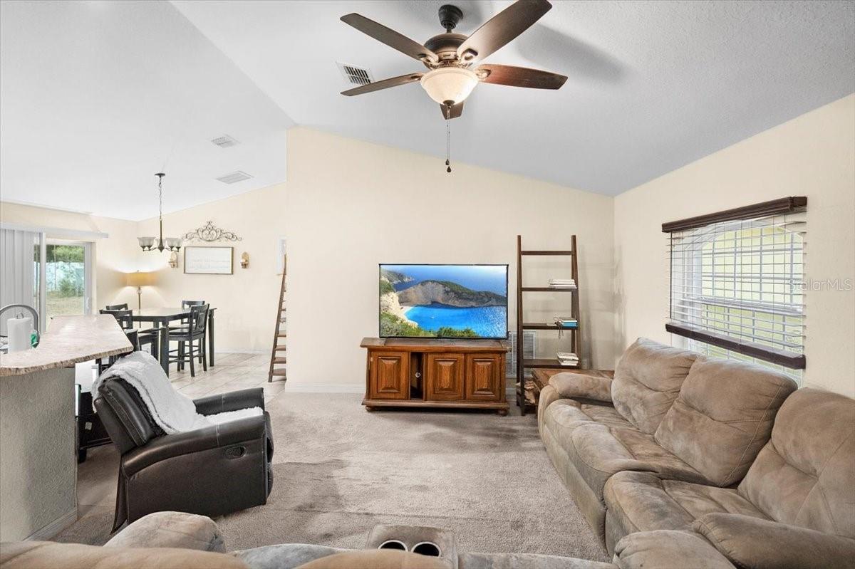 SILVER SPGS SHORES UN 17 - Residential