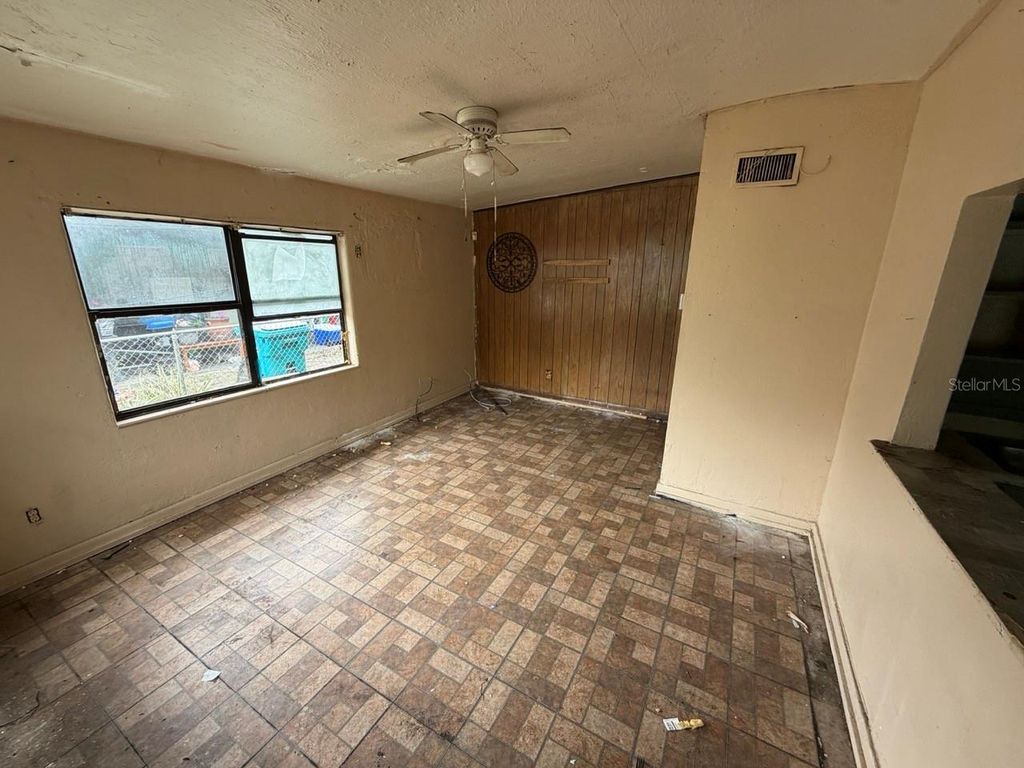 Photo of 806 Citrus Street, Orlando, FL 32805 (MLS # O6397009)