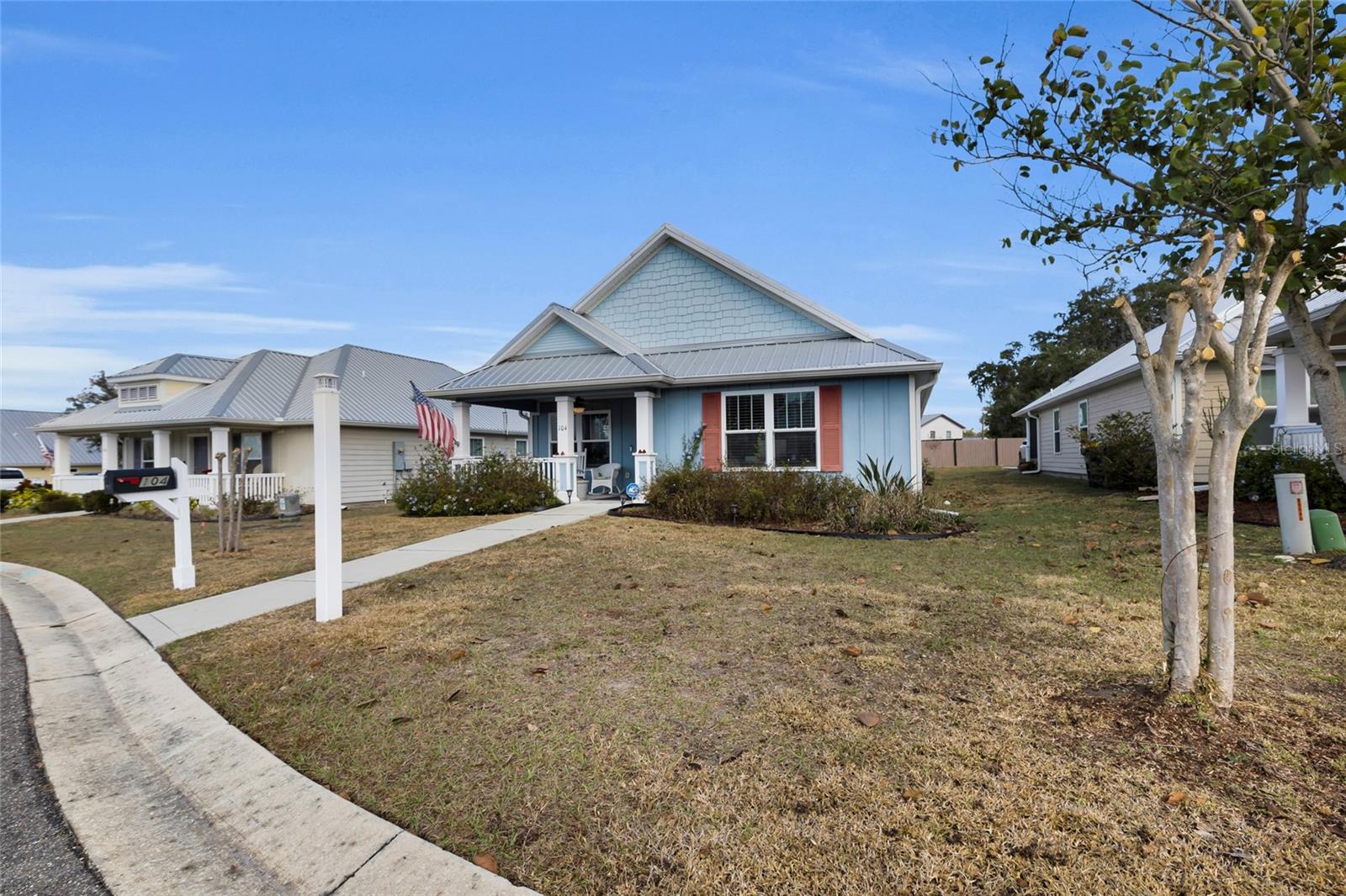 UMATILLA COTTAGES AT WATERS EDGE - Residential