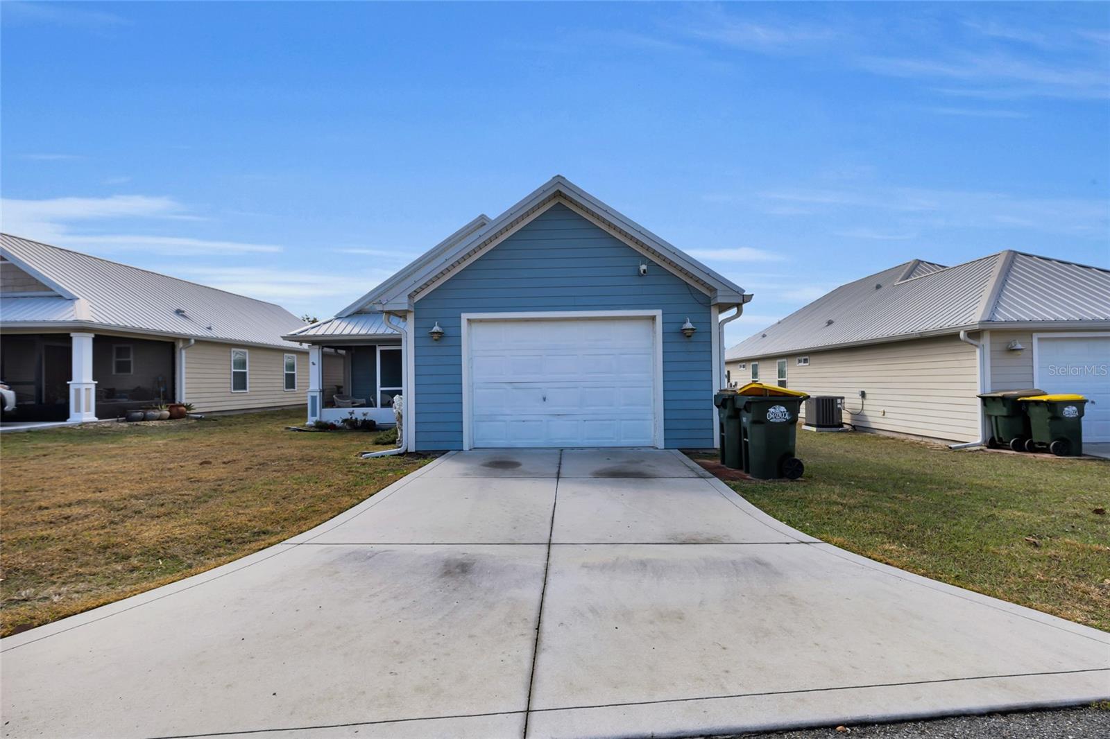 UMATILLA COTTAGES AT WATERS EDGE - Residential