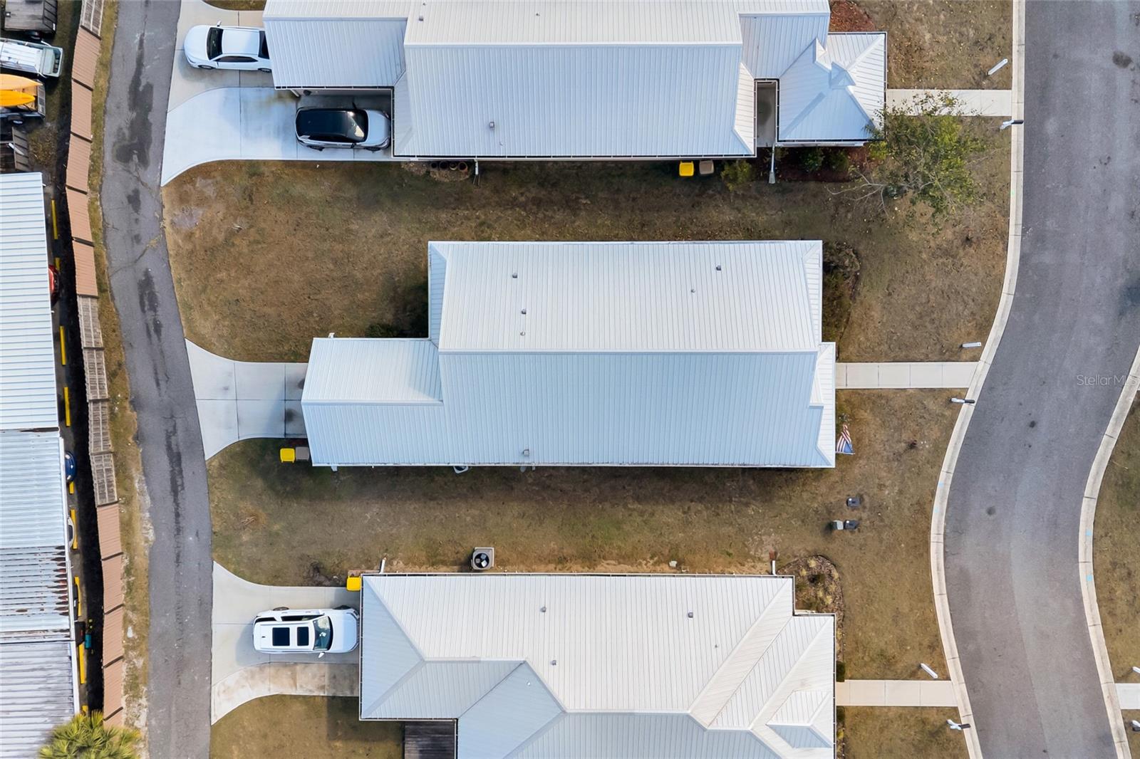 UMATILLA COTTAGES AT WATERS EDGE - Residential