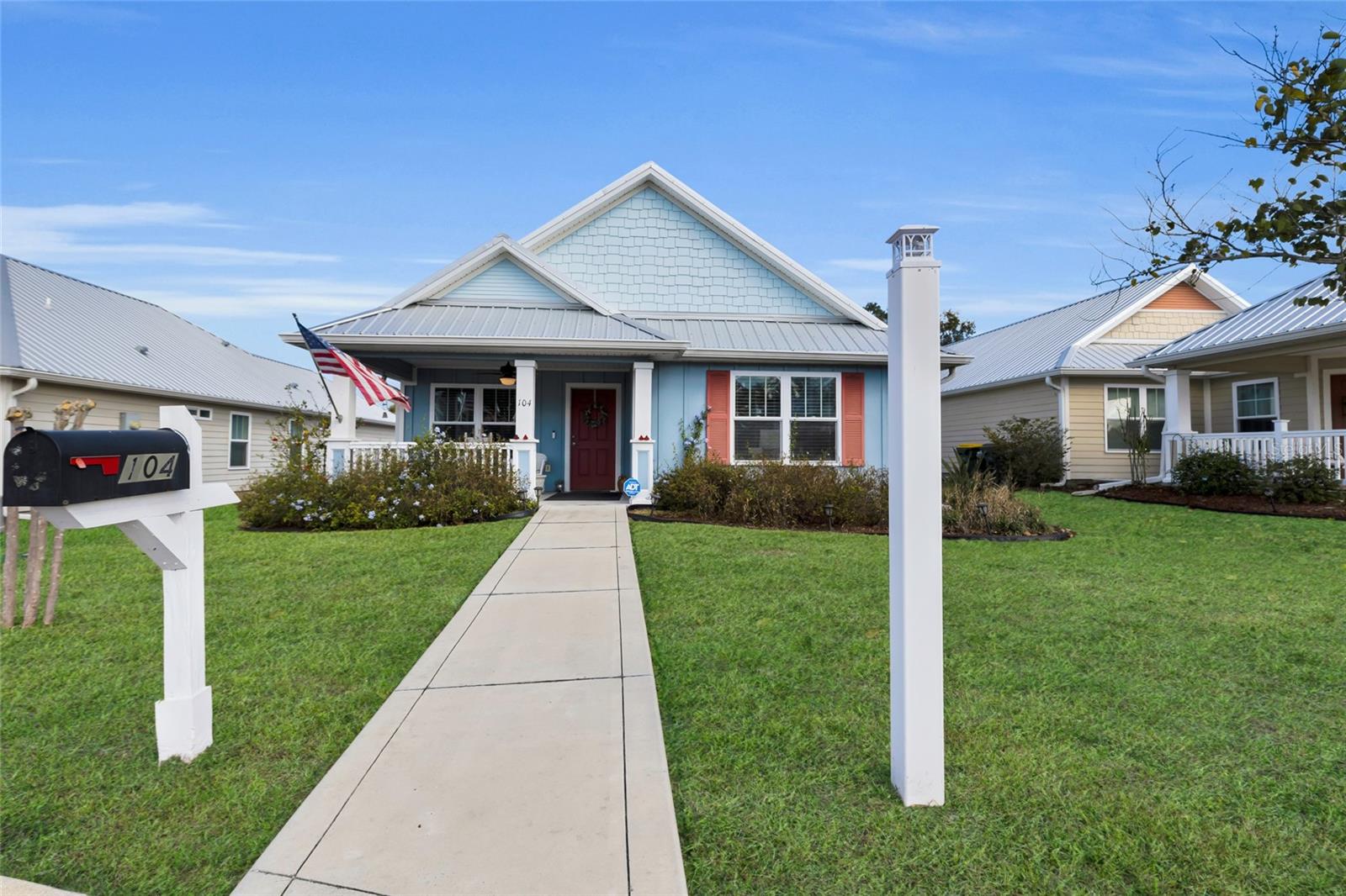 UMATILLA COTTAGES AT WATERS EDGE - Residential