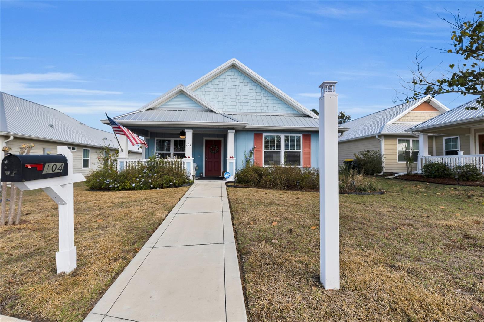 UMATILLA COTTAGES AT WATERS EDGE - Residential